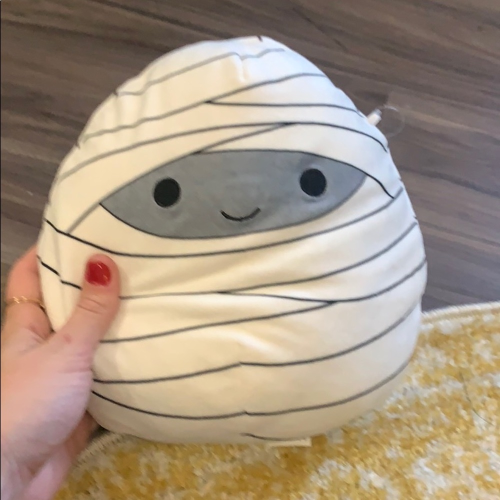 mummy squishmallow